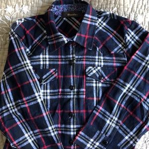Women’s flannel shirt